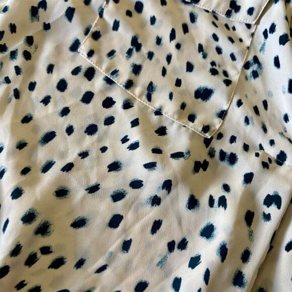 Ann Taylor Women's Petite Animal Print Camp Shirt Blouse Size S - Picture 2 of 4